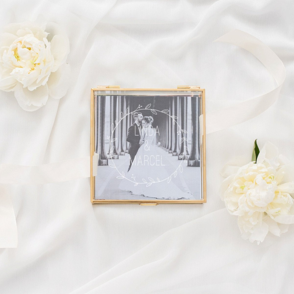 Glazen bewaardoosje goud