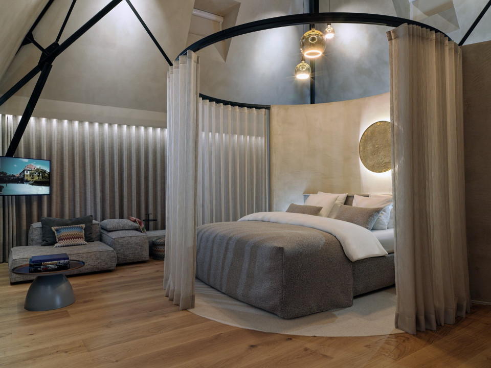 Huwelijksnacht bij La Butte aux Bois (BE) details