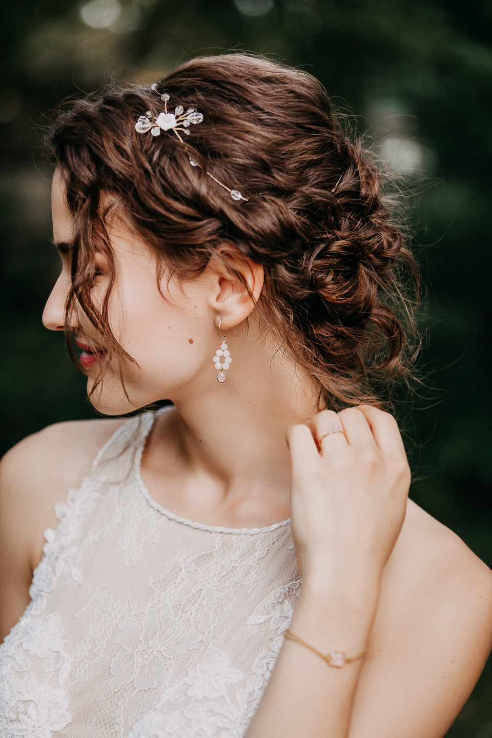 Zarte Ohrringe für die Braut