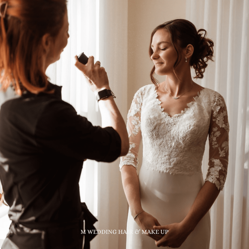 Bruidsmake-up door M Hair & Make-up overzicht