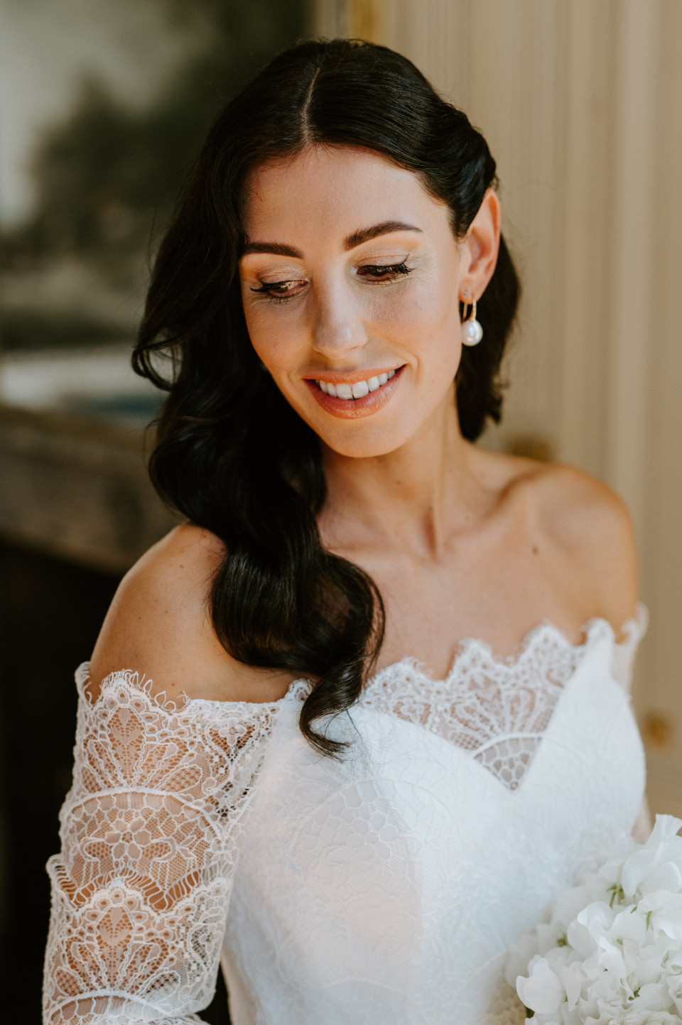 Bruidskapsel door Studio MvS Hair &amp; Make-up stylist details