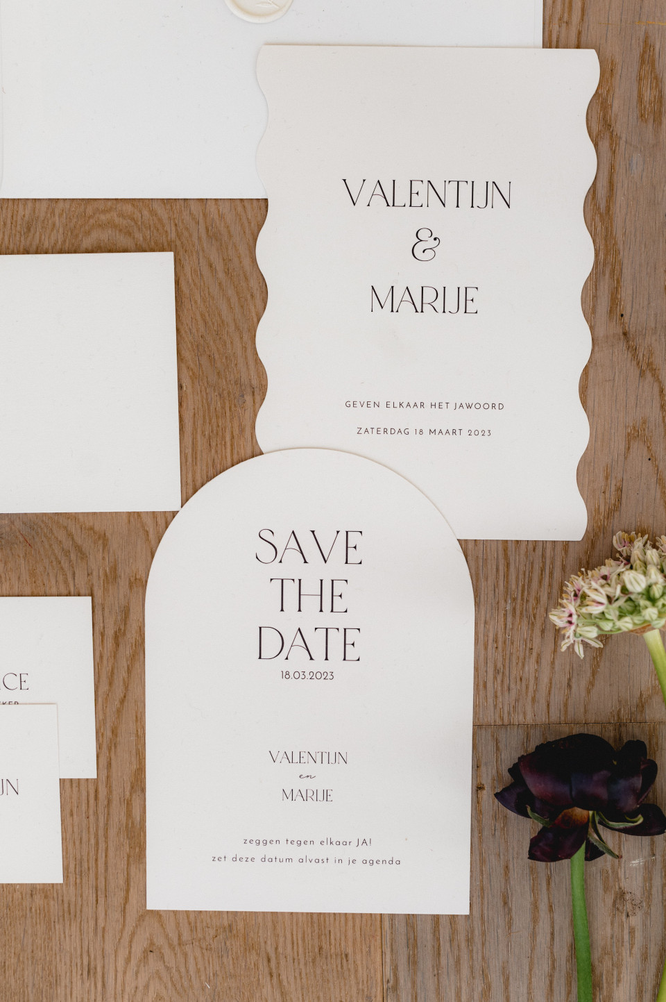 Sending wedding invitations | Discover the perfect timing and avoid stress!