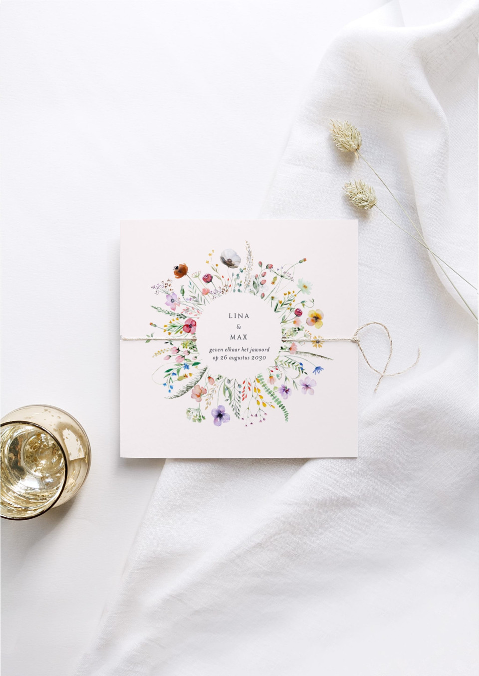bloemen trouwuitnodiging