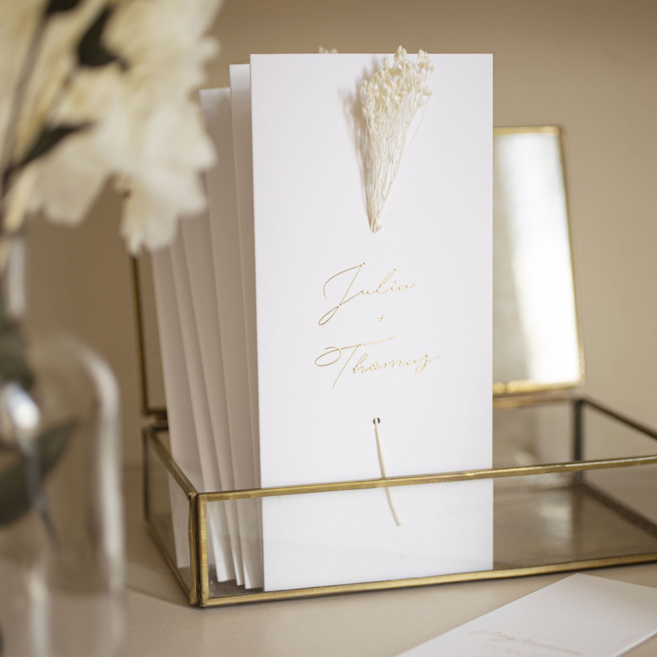 huwelijksuitnodiging met gouden folie