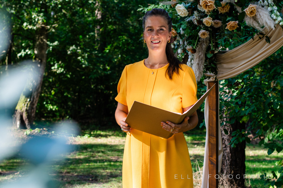 Trouwambtenaar Matthea van den Berg | zelfstandig trouwambtenaar &amp; Ceremoniespreker impressie 2