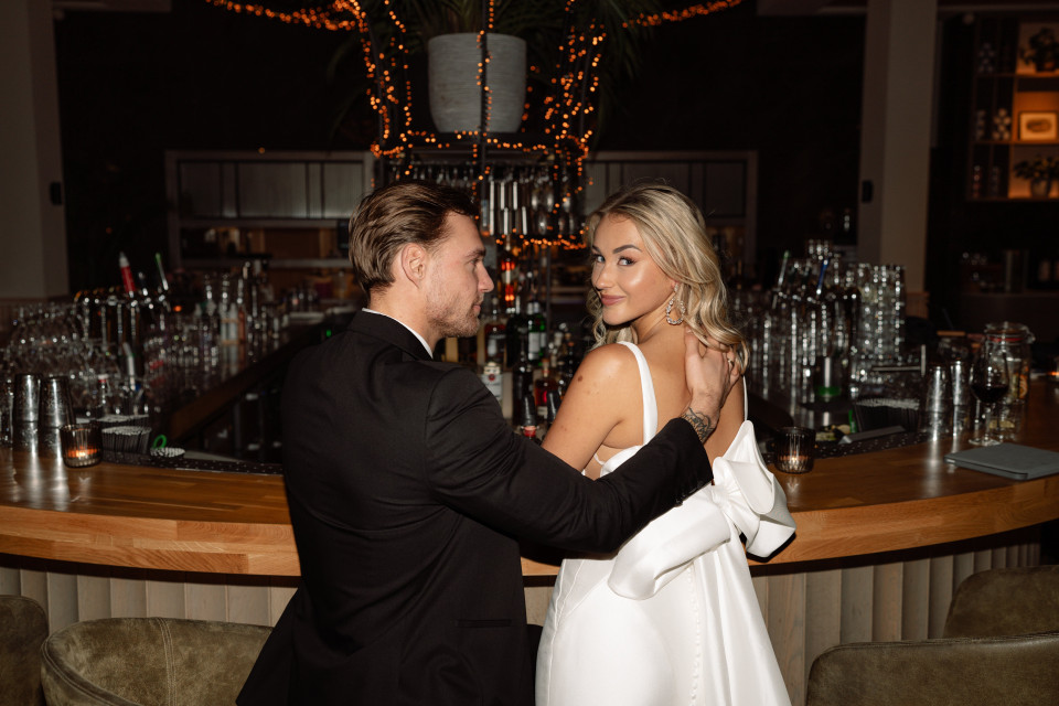 Trouwjurk van Feliz Novia details