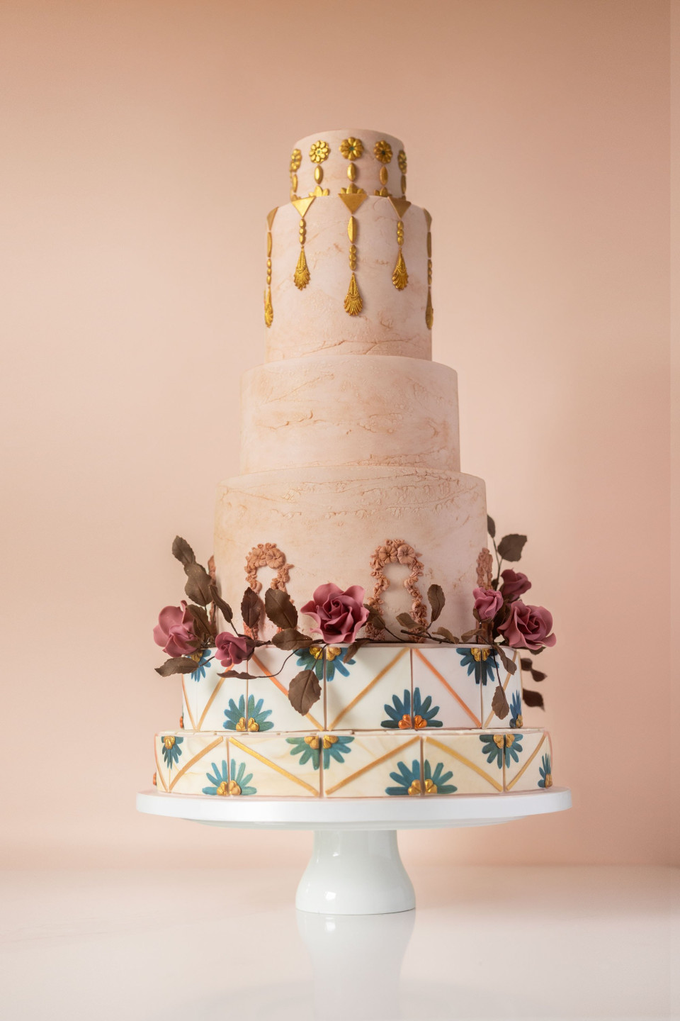 Bruidstaart van MG Cake.Design details