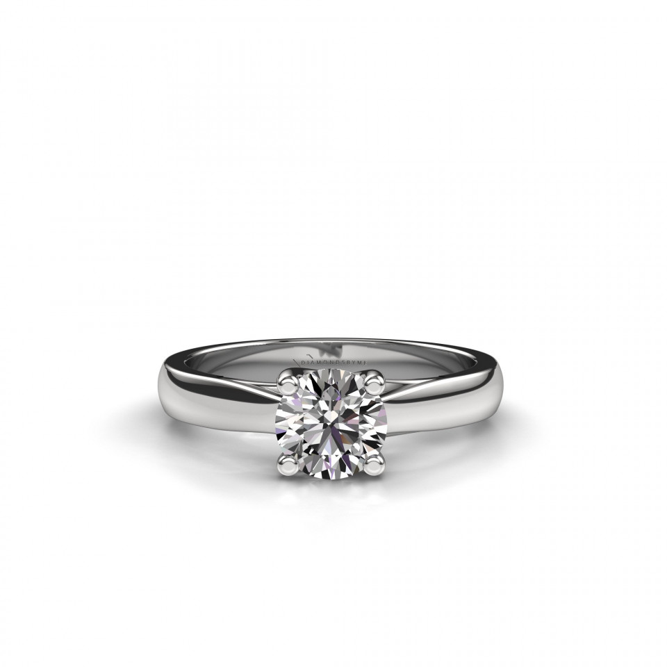 een diamanten verlovingsring met een enkele steen