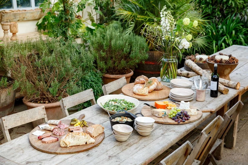 Styled Shoot: Lekker eten op de bruiloft