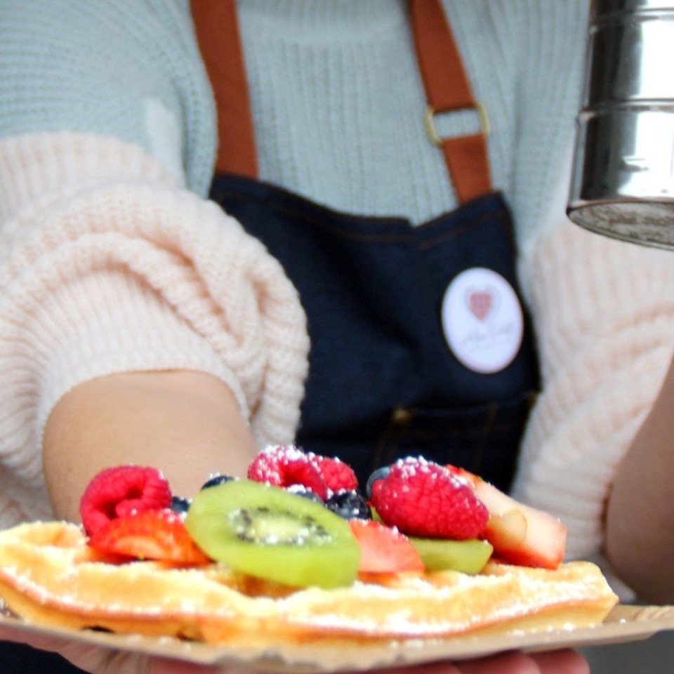 Catering van Mrs. Pritti - Waffelwagen mit Herz details