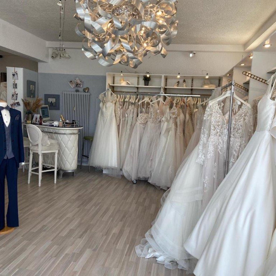 Bridal Fashion Braut -Bräutigam &amp; Festmode