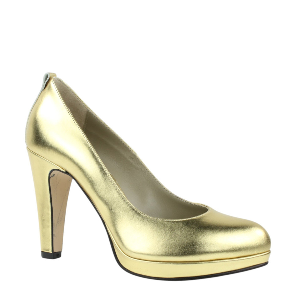 een afbeelding van een gouden hoge hak op een witte achtergrond