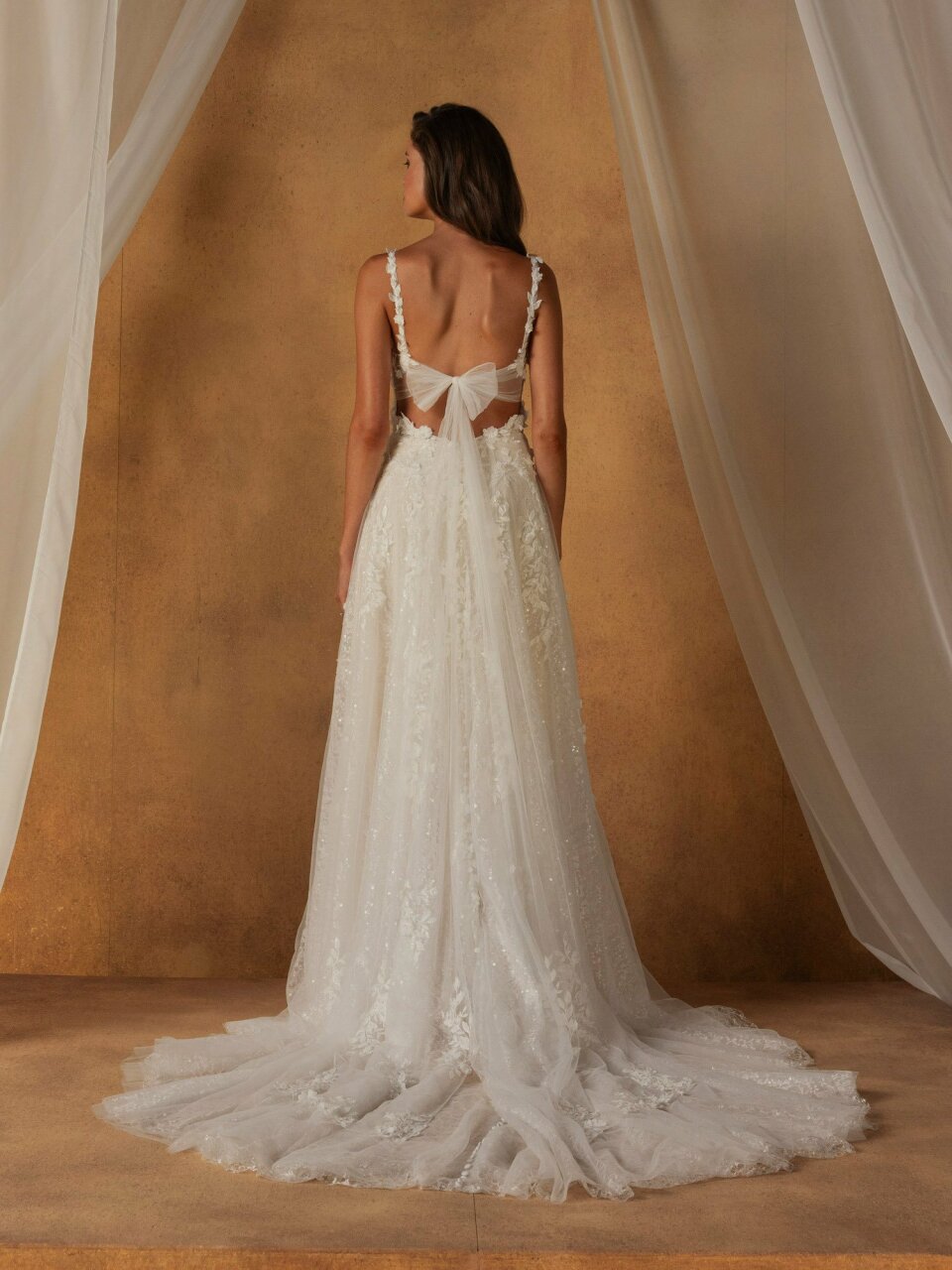 Trouwjurk van Bruidsmode Corale impressie 2