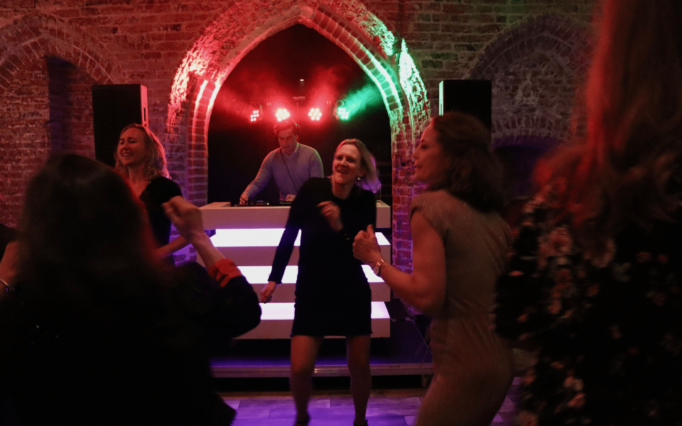 Muziek boeken bij Upper Entertainment