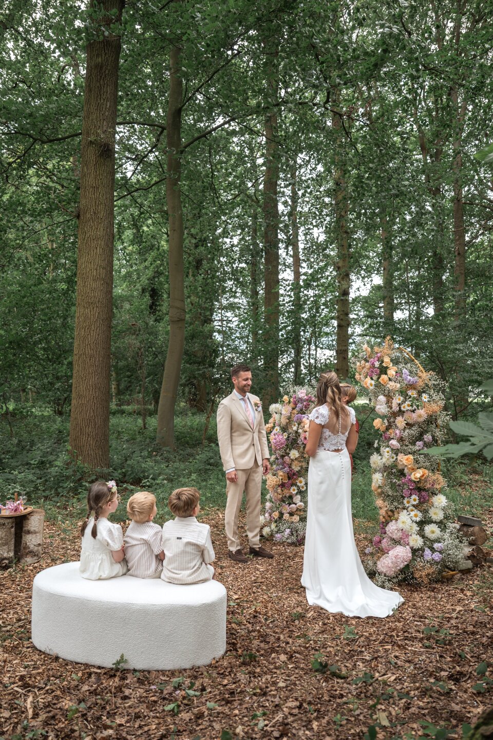 Realwedding: Een compleet gezin zegt samen ja - Product Decoratie 11