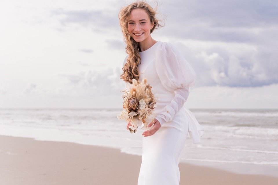 Trouwjurk van Bruidsboutique Pani Moda impressie 3