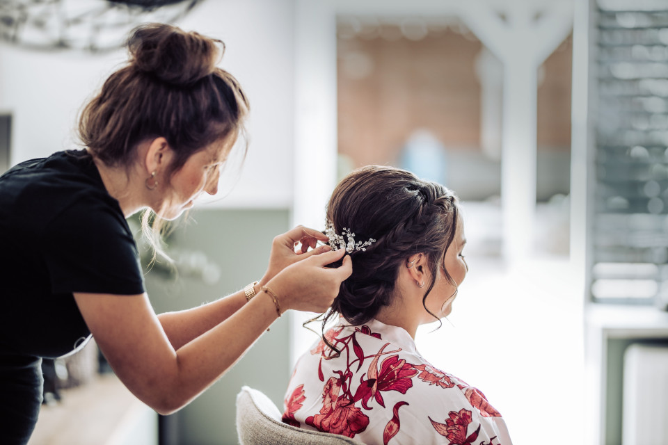 Bruidskapsel door Salon Uniek impressie 2