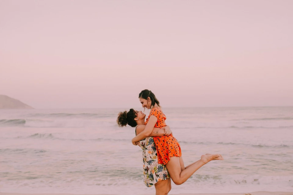LGBTQ Flitterwochen | Top 10 Destinationen für queer-freundliche Flitterwochen