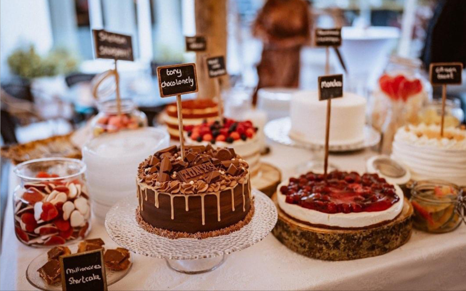 Bruidstaart van Regina&#039;s Bakery impressie 2