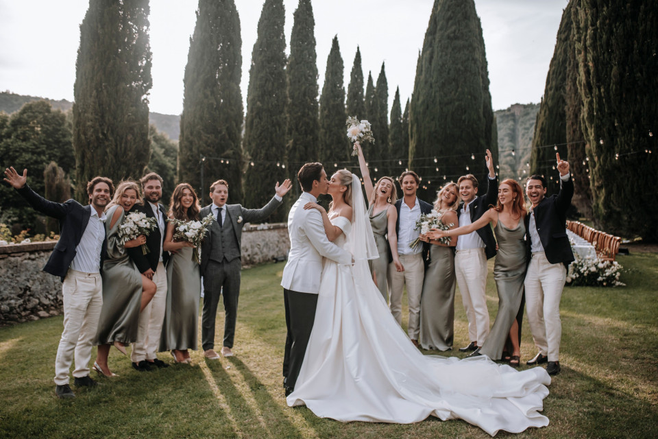 Weddingplanner The Travelling Wedding Planner details