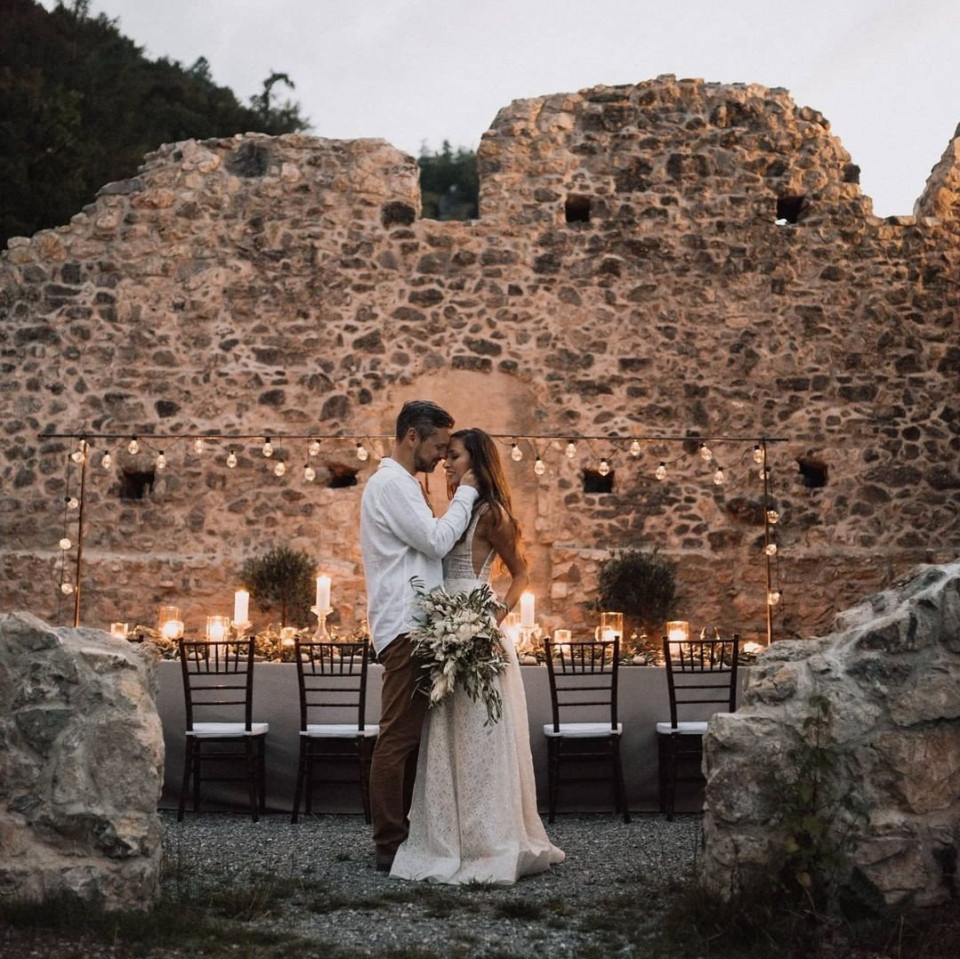 Bruidskapsel door Weddingstyle by Carina details