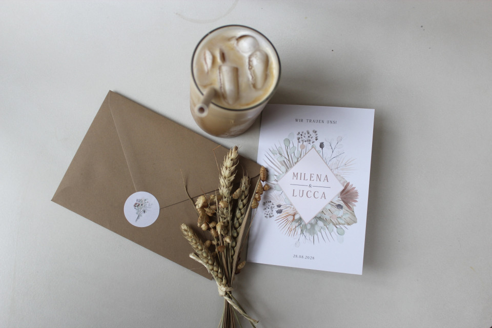Einladungskarte zur Hochzeit Trockenblumen