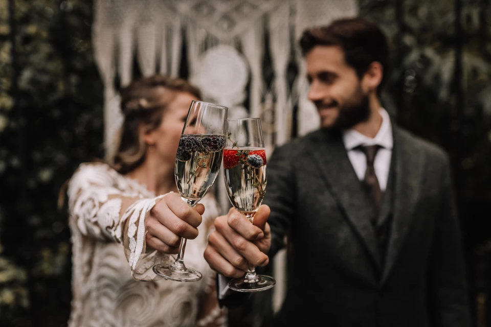 Sektempfang für die Hochzeit organisieren