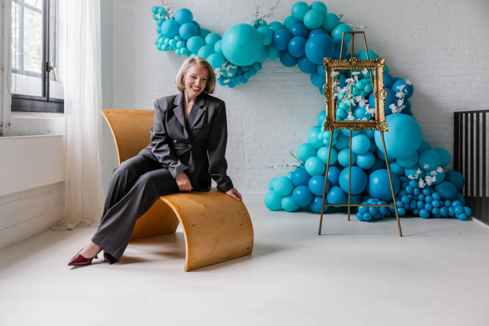 BLOND Balloon design