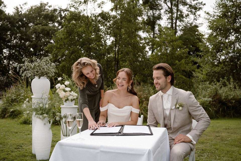 Trouwambtenaar Trouwambtenaar Saar overzicht