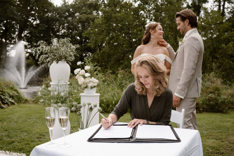 Trouwambtenaar Trouwambtenaar Saar impressie 3