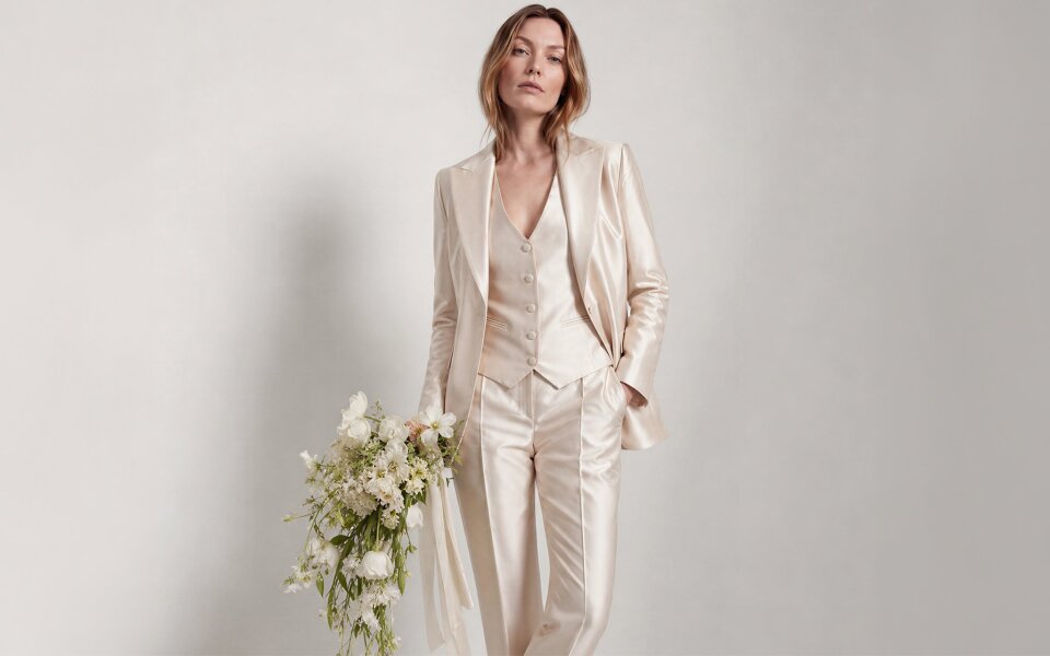 Trouwjurk passen bij TAILOREDPEOPLE
