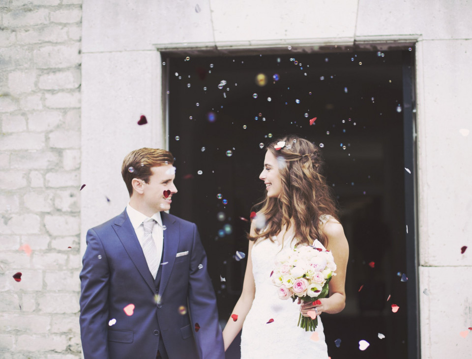 confetti bruiloft | julie en jason | julie en jason | j