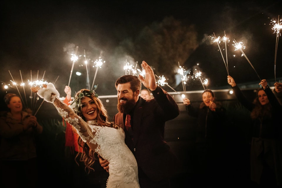 Lampjes en lichtjes voor je bruiloft | Toffe inspiratie!