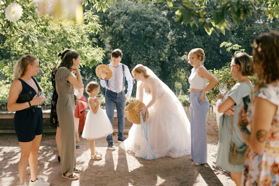 Trouwfotograaf Underneath the Apple Tree impressie 3