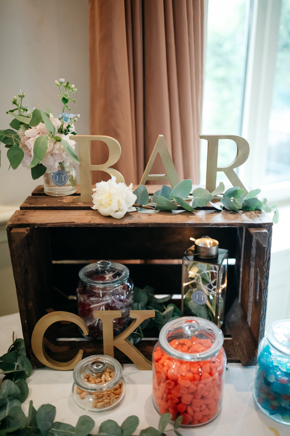 Blumen für eine Loungeecke