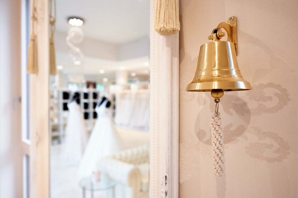 Trouwjurk van Wedding Lounge Brautmoden impressie 2