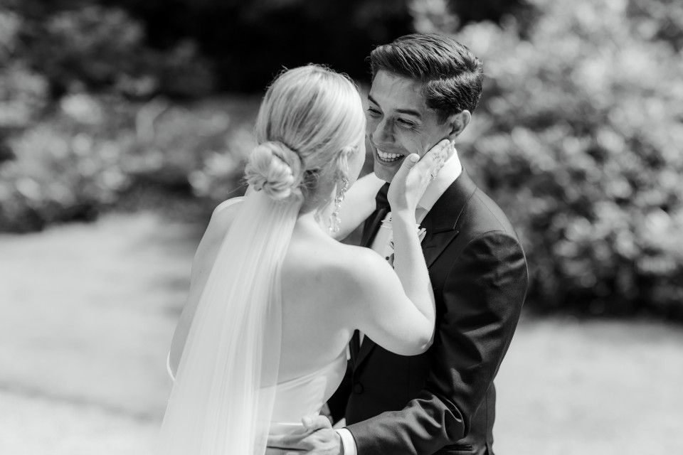 How to Write Personal Wedding Vows: A Step-by-Step Guide