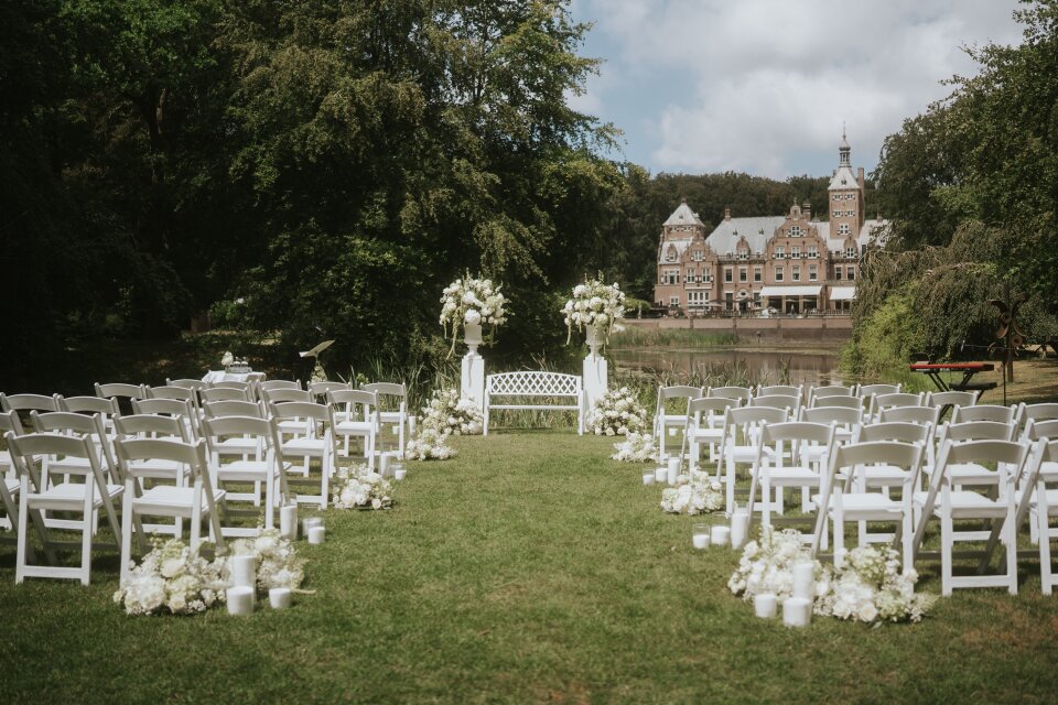 Realwedding: De zomerse bruiloft van Evie en Mike - Product Decoratie 4