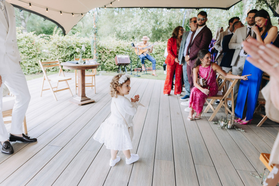 Children at Your Wedding: Include and Entertain Kids