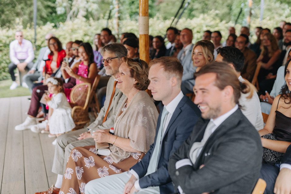 Wedding Usher Duties: What They Do and How to Choose