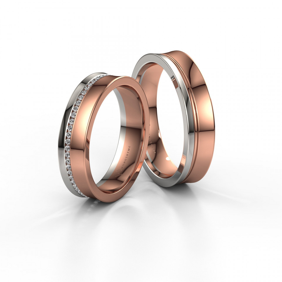 twee trouwringen in roségoud met diamanten