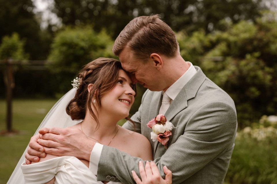 Bruidsmake-up door Blush Bruidsstyling impressie 3