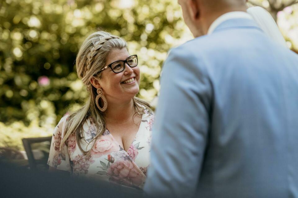 Trouwambtenaar Samen met Roos impressie 3