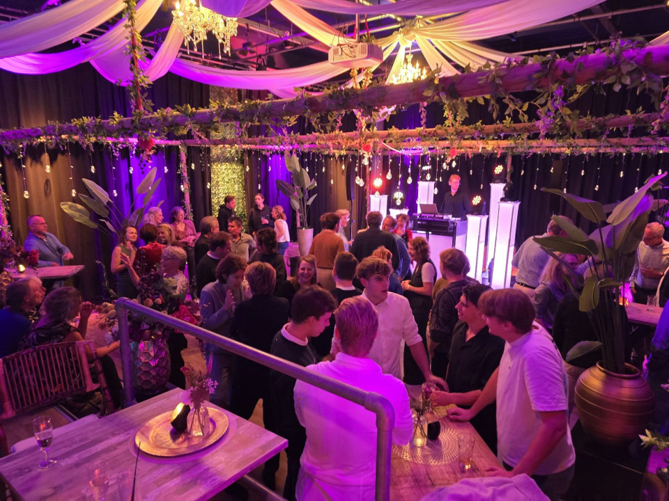 Muziek van DJhurenGelderland.nl overzicht