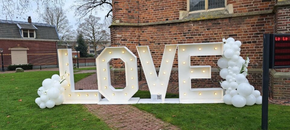 The Art of Balloons | Isabell ballondecoratie