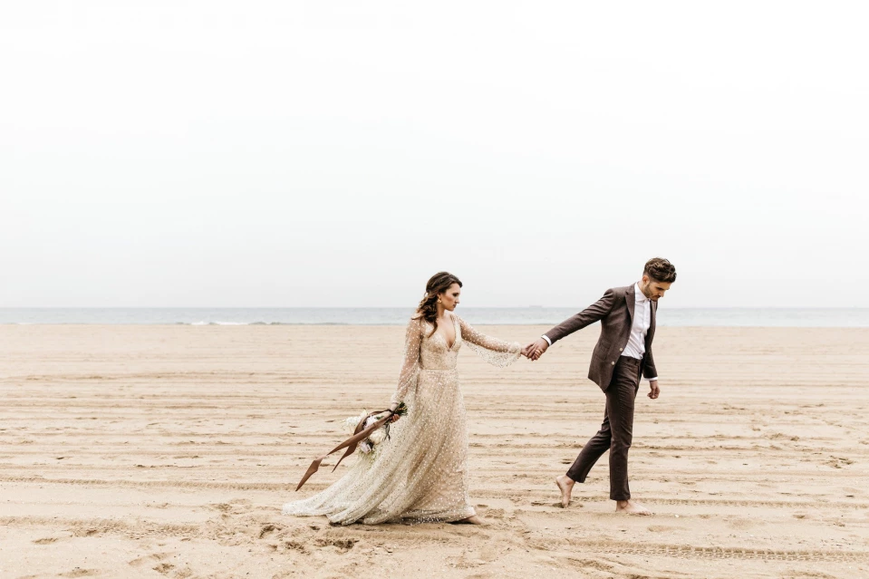 ¡Los tips perfectos para que escribas poemas de amor para tu boda!