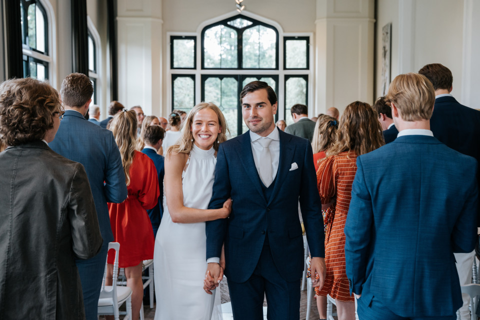 How to Personalize Your Wedding Ceremony: Ideas and Tips