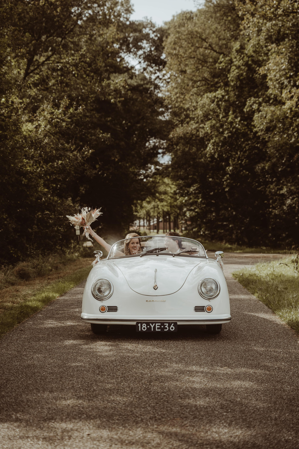 Trouwauto van Oldtimer Centrum Twente impressie 3