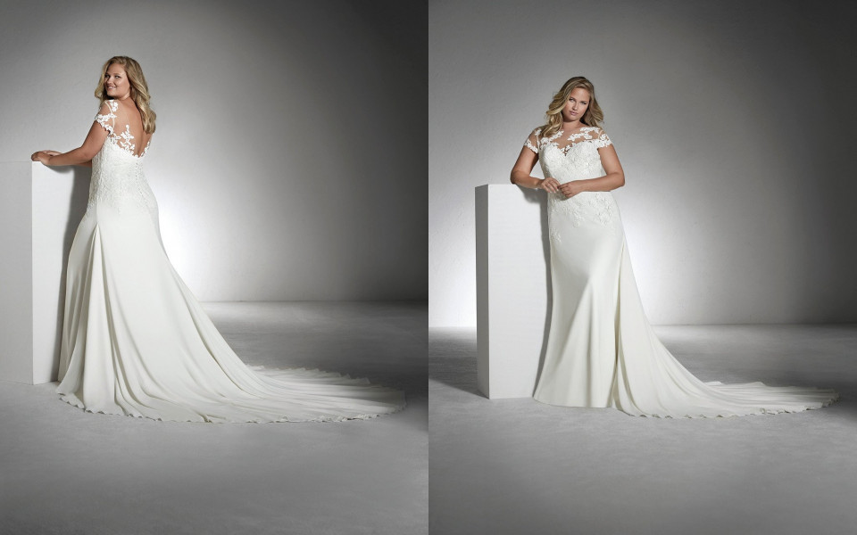 Trouwjurk van Your Style Wedding Fashion - Ann &amp; John Bruidsmode Group details