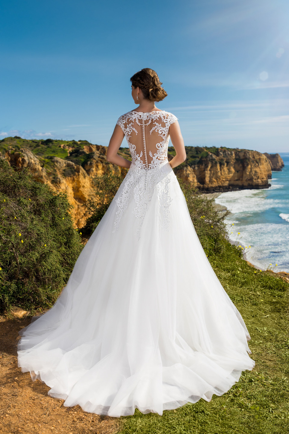 Trouwjurk van Bruidsboetiek Just Say Yes impressie 2